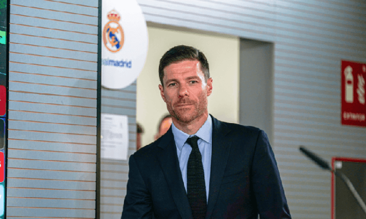ألونسو يعلن قائمة ريال مدريد لكأس العالم للأندية