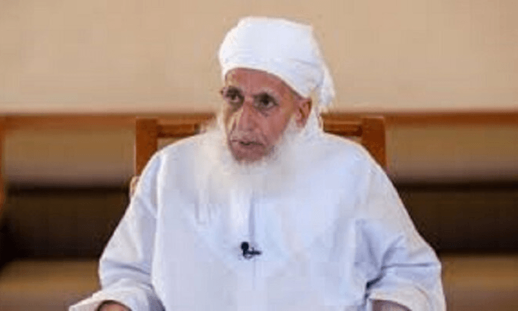 مفتي عمان : رد ايران الحازم أثلج صدورنا