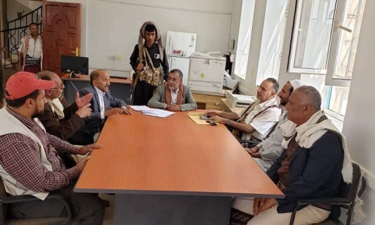 مناقشة تنفيذ مشروع شبكة الصرف الصحي في مدينة البيضاء