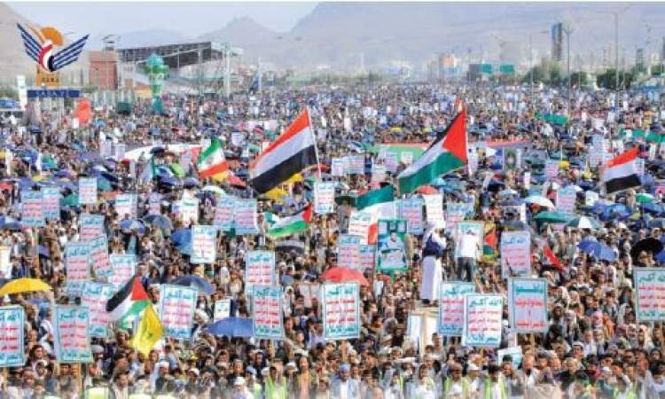 حشود مليونية تبارك انتصار إيران وتجدد ثبات الموقف الداعم والمساند لـغزة