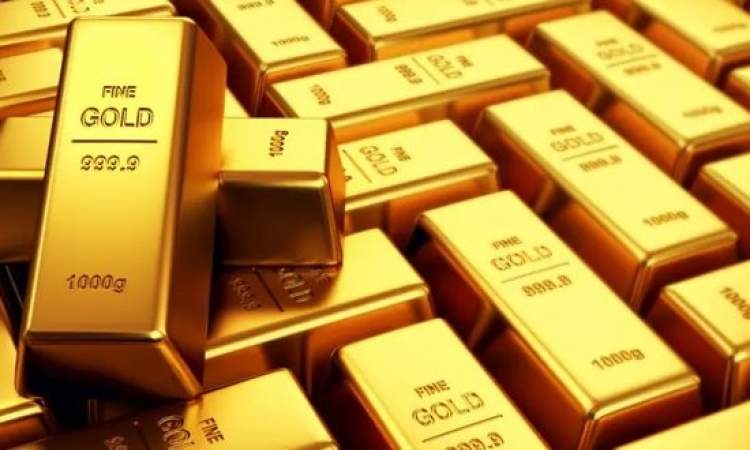 الذهب يستقر ويتجه لتسجيل خسائر أسبوعية مع أستمرار قوة الدولار
