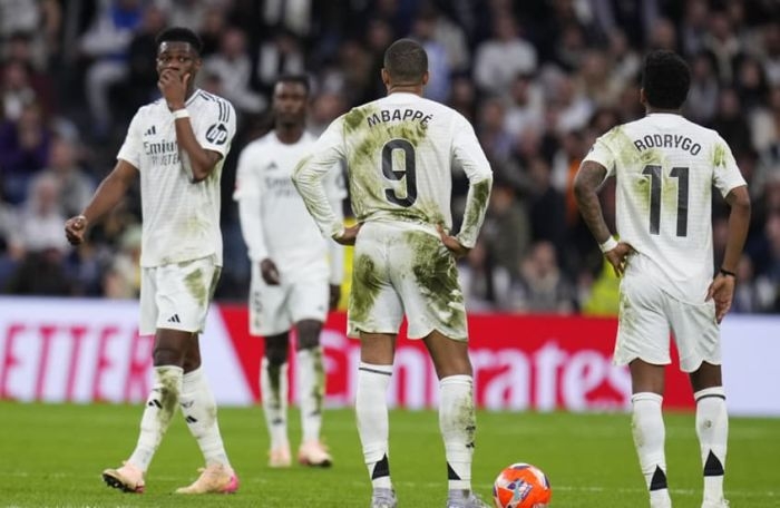 الدوري الإسباني: فالنسيا يصعق ريال مدريد في البرنابيو بهدفين مقابل هدف