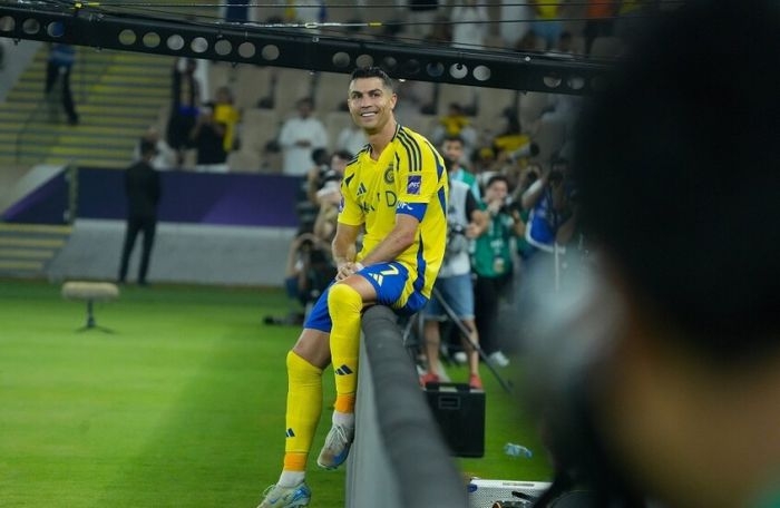 شروطا لرونالدو مقابل تجديد عقده النصر السعودي
