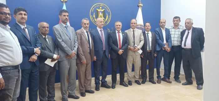 الإرياني: اللقاء التنسيقي بين إعلام المجلس الإنتقالي الجنوبي والمقاومة الوطنية خطوة مهمة في توحيد الجبهة الإعلامية