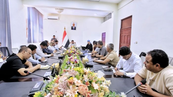 اللجنة الأمنية بمأرب تجدد إلتزامها بملاحقة العناصر الخارجة عن النظام والقانون