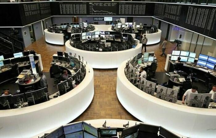 انخفاض أسهم أوروبا مع تزايد الغموض بشأن الرسوم الجمركية