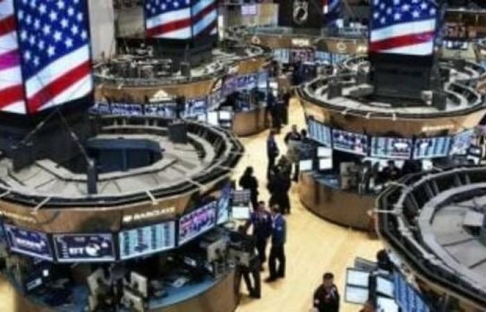 ارتفاع أسهم شركات التجزئة الأمريكية بعد تعليق الرسوم الجمركية