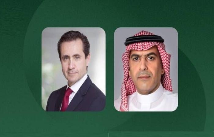 محافظ "ساما" يبحث مع مدير الخزينة في البنك الدولي مستجدات الاقتصاد العالمي