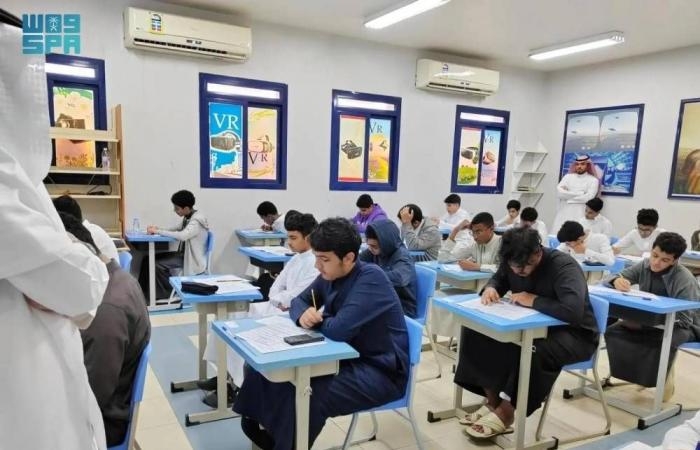 الأضحى يفصل بين اختبارات العملي والتحريري