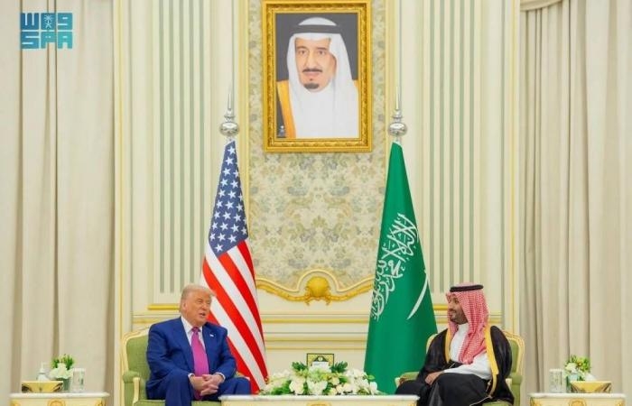 ولي العهد والرئيس الأمريكي يوقعان وثيقة الشراكة الاقتصادية الإستراتيجية