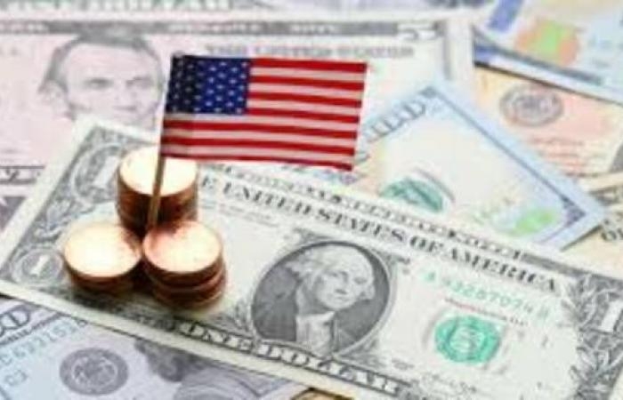 عوائد الديون الأمريكية تواصل الارتفاع وسط ضعف إقبال المستثمرين
