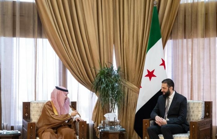 المواقف السعودية تتواصل لمساندة الحكومة والشعب.. إنعاش الاقتصاد السوري بدعم مالي للموظفين