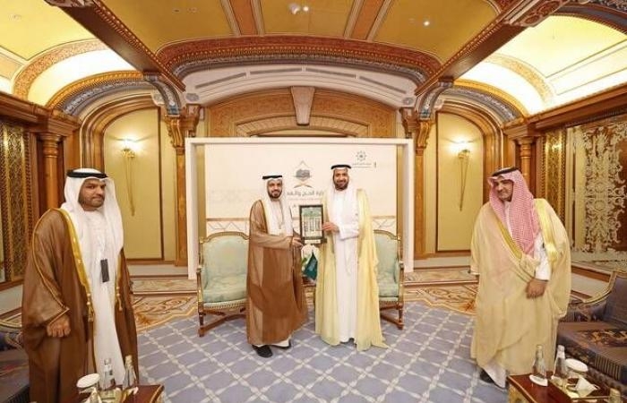 الإمارات والسعودية تبحثان تعزيز التعاون لتقديم تجربة حج متميزة