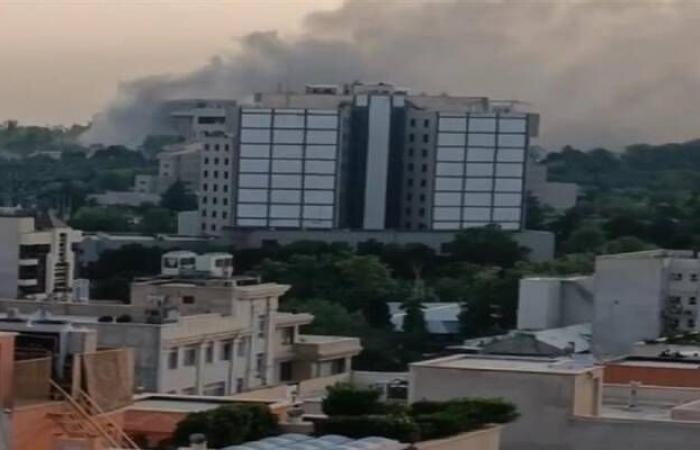 إسرائيل تقصف التلفزيون الإيراني خلال البث المباشر