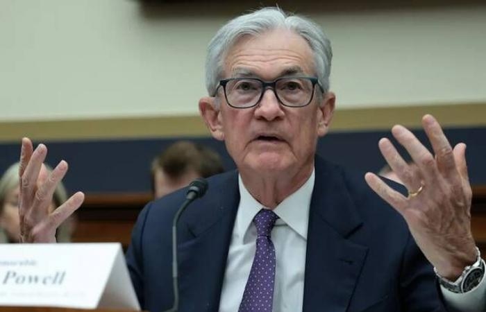 باول يواجه الكونجرس مع تصاعد ضغوط ترامب بشأن أسعار الفائدة