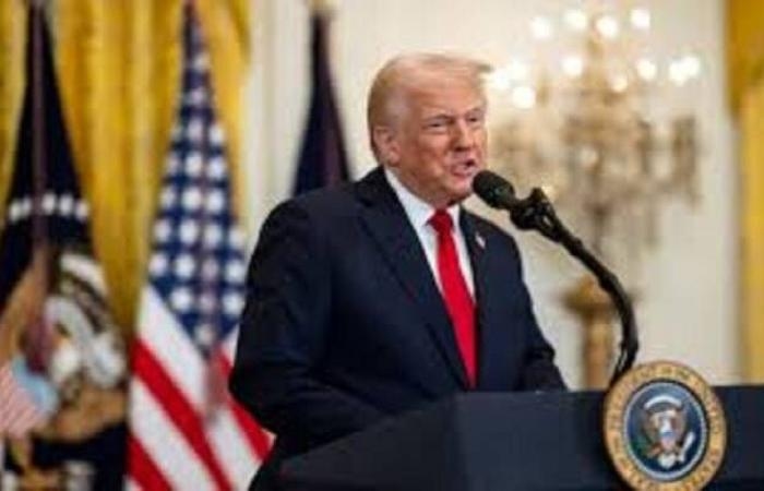 ترامب يبرم اتفاقاً تجارياً مع إندونيسيا عقب تهديدات بفرض رسوم بنسبة 32%