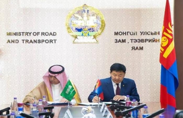 السعودية ومنغوليا توقعان اتفاقية في مجال خدمات النقل الجوي