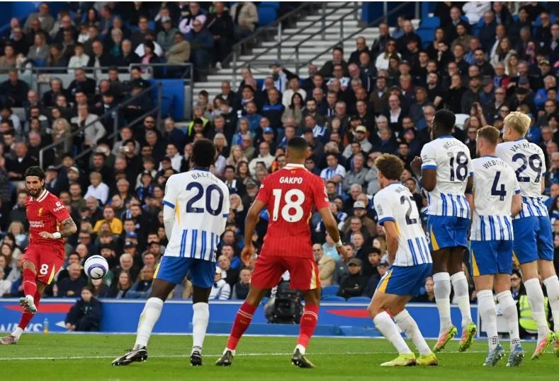 بث مباشر مشاهدة مباراة ليفربول 2 – 3 برايتون في الدوري الإنجليزي.. انتهت