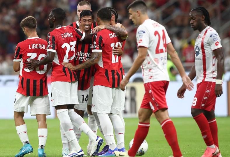 موعد مباراة ميلان ضد مونزا في الدوري الإيطالي