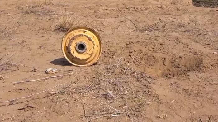 البيضاء.. انفجار لغم حوثي يسفر عن استشهاد مدني وإصابة اثنين من أقاربه