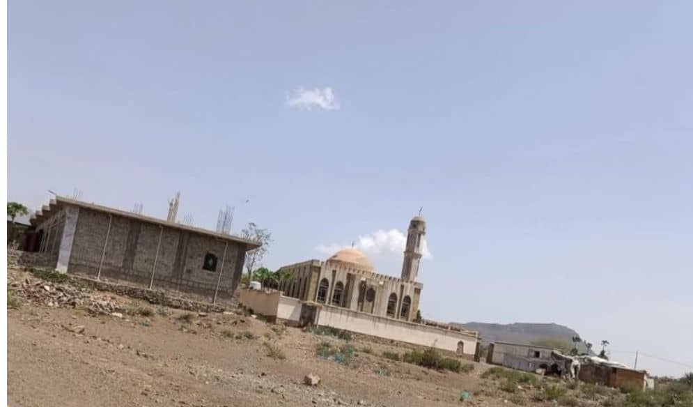 القبض على خطيب مسجد في تعز تبنى خطابا طائفيا لمليشيا الحوثي