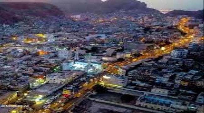العاصمة عدن تواجه حرب الخدمات.. وسط تحركات عاجلة للانتقالي