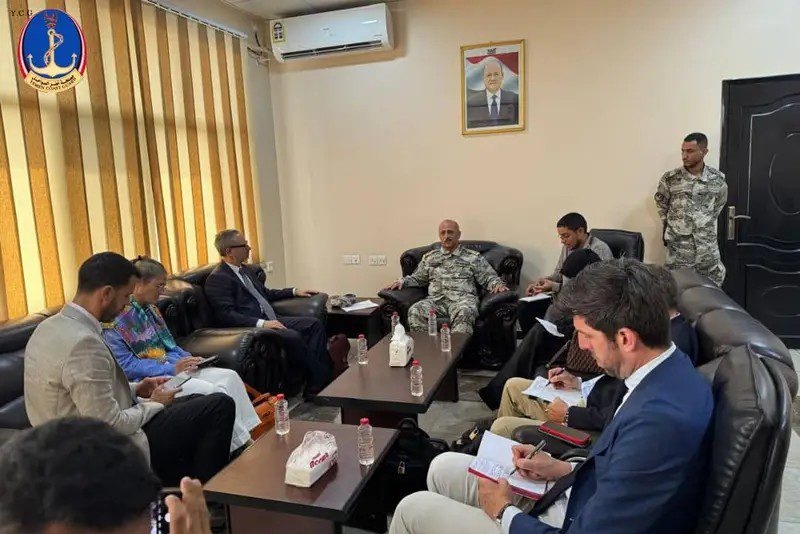 رئيس مصلحة خفر السواحل يُشيد بجهود الاتحاد الأوروبي في حماية الملاحة البحرية