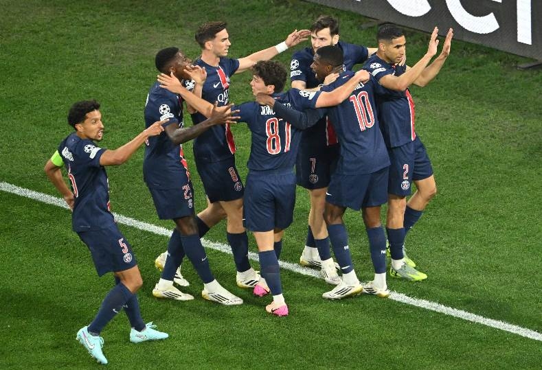 في 8 دقائق فقط.. باريس يحرز هدفين في مرمى إنتر ميلان بنهائي دوري الأبطال
