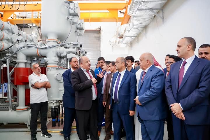 رئيس الوزراء يوجه بتنفيذ إجراءات رفع القدرة التوليدية لمحطات كهرباء عدن