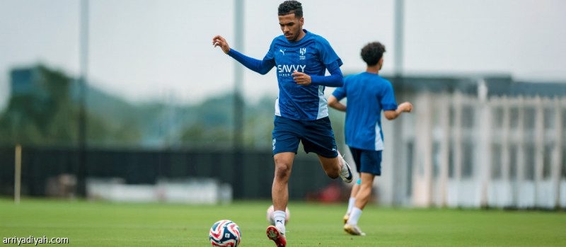 اخبار الهلال السعودي : القادسية يرفع عرض الجوير إلى 57.5 مليون.. والهلال يطلب 80