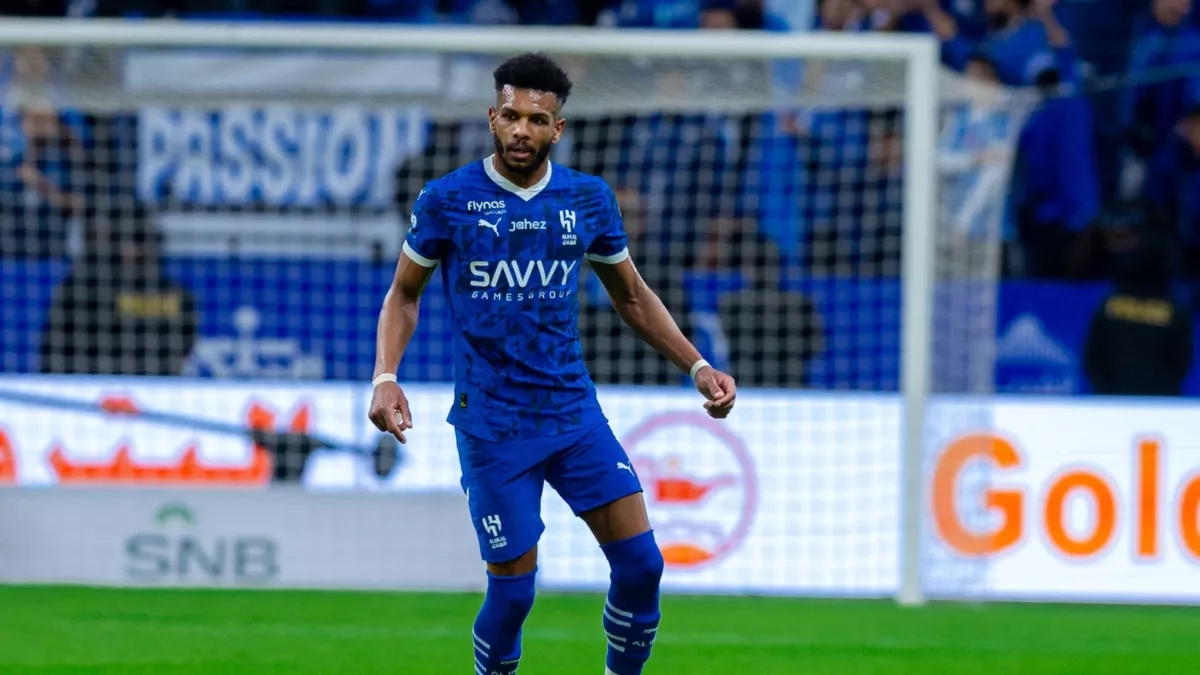اخبار الاهلي السعودي : من الرياض إلى جدة.. 'عرض من العيار الثقيل' يقصي البليهي من الهلال