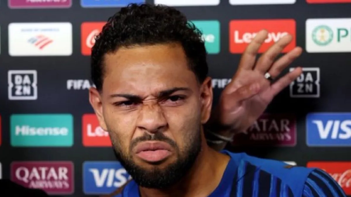 اخبار الهلال السعودي : اللاعب باق مع الهلال .. وتسجيله آسيويا قرار النادي
