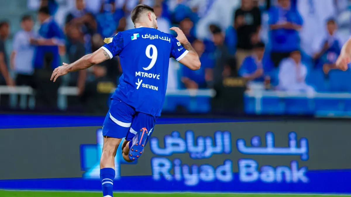 اخبار الهلال السعودي : ميتروفيتش يستمر في إثارة الجدل.. 'تصريحات' مفاجئة من وكيله رغم الأزمة مع الهلال