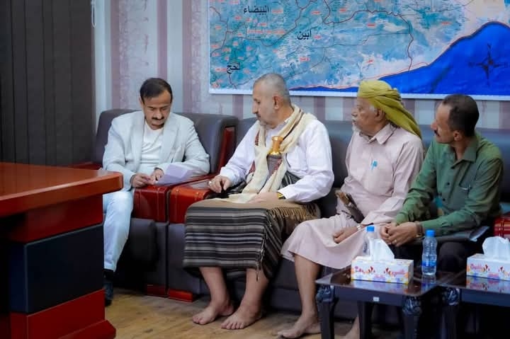 محافظ شبوة يؤكد على مواصلة مسيرة التنمية في المحافظة