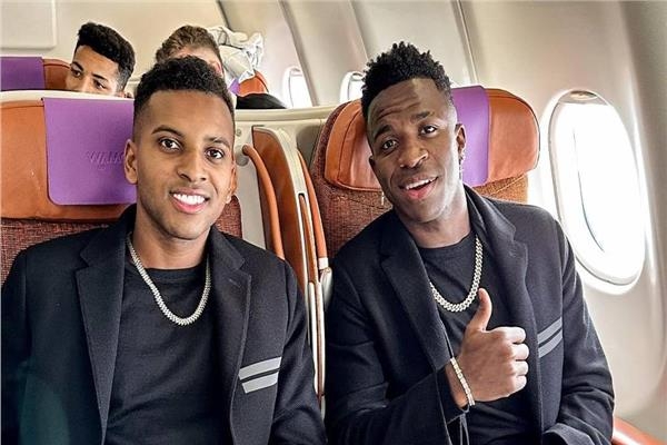 بعثة ريال مدريد تغادر العاصمة لمواجهة أوساسونا