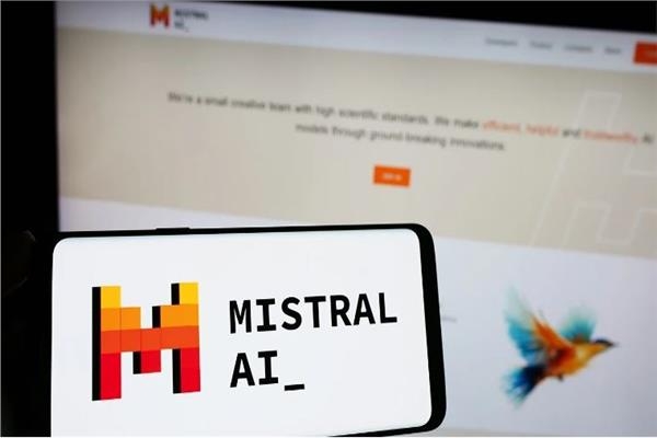 تطبيق فرنسي "Le Chat" يحقق مليون تحميل في أسابيع