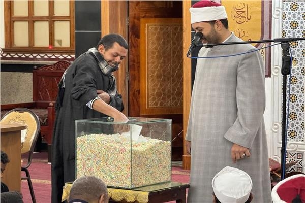 أنشطة دينية للأطفال بمسجد الميناء الكبير بالغردقة ومكافات مالية للمتميزين