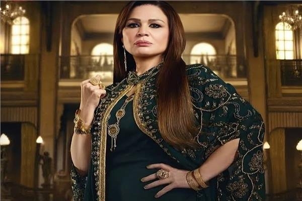 تقارير وحوارات