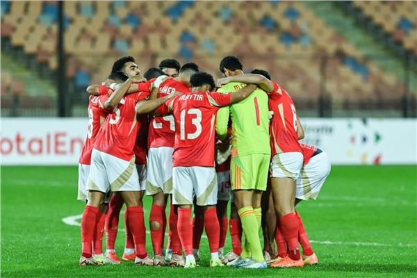 الأهلي ينهي ترتيبات السفر إلى موريتانيا لمواجهة الهلال