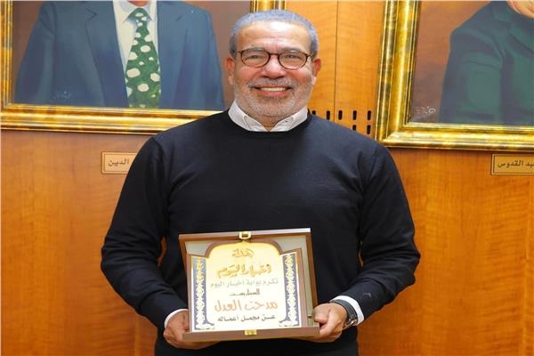 تكريم السيناريست الكبير مدحت العدل في «بوابة أخبار اليوم»