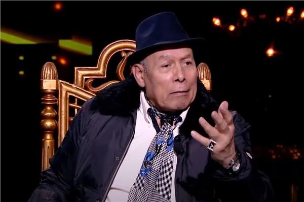 بسبب ذئاب الجبل.. أحمد ماهر يكشف سر غضب الزعيم عادل إمام