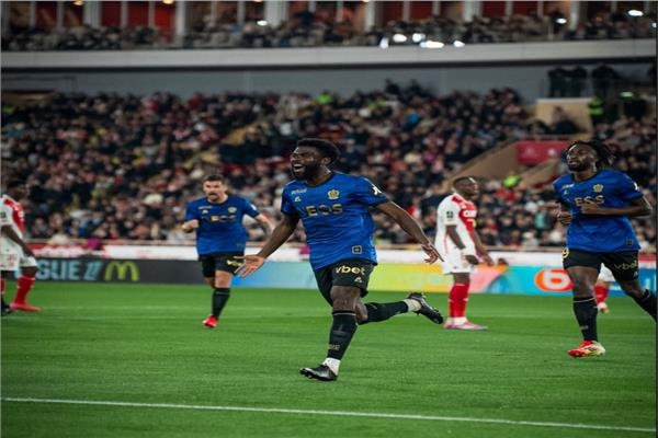 موناكو يقلب الطاولة على نيس في الدوري الفرنسي