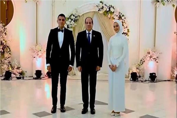 محافظ الغربية يهنئ ابنة الشهيد مالك مهران ابن المحلة الكبرى بزفافها