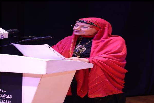 مشيرة إسماعيل تمثل مصر في احتفال اليوم العالمي للرقص الشعبي