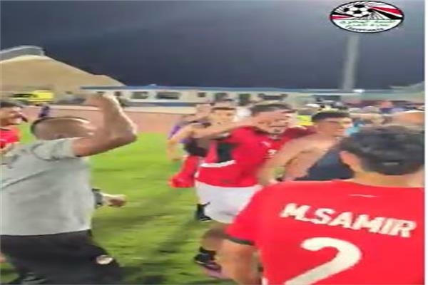 شاهد احتفالات لاعبي منتخب مصر بعد التأهل لكأس العالم ونصف نهائي أمم أفريقيا