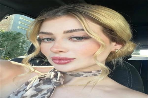 مقتل مؤثرة جمال مكسيكية بالرصاص أثناء بث مباشر