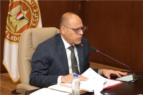 العمل تعلن 95 وظيفة بمشروع «سكاي للموانئ» بـ بورسعيد