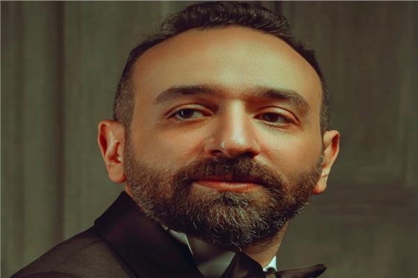عمرو سلامة يرد على انتقادات الجمهور لمسلسل «برستيج»