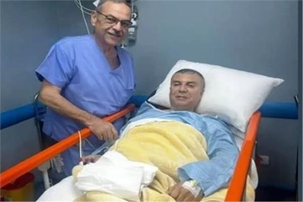 الإعلامي عمرو الليثي يخضع لعملية جراحية