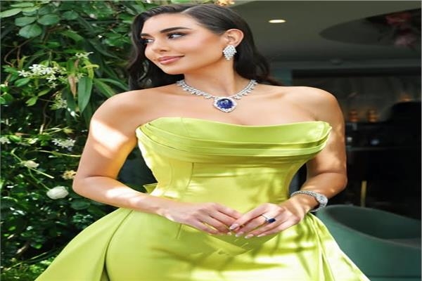 ياسمين صبري تخطف أنظار جمهورها بإطلالتها من «كان»
